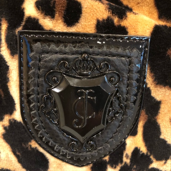 Juicy Couture Leopard Print Daydreamer Bag - Picture 2 of 15